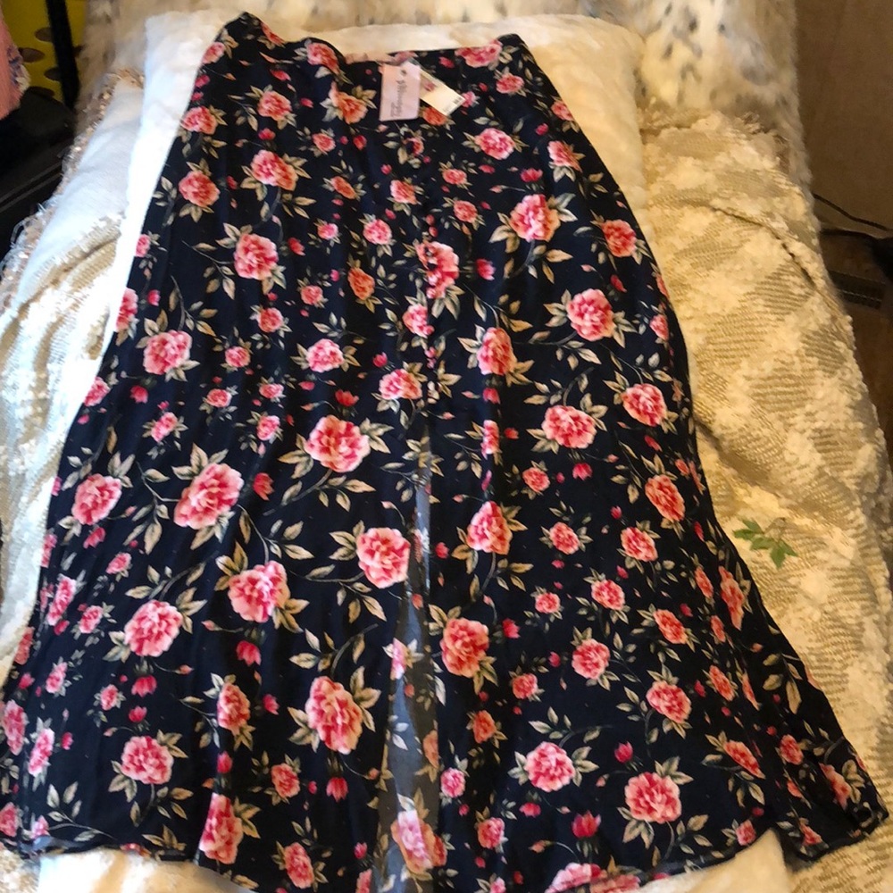 🔥SALE ☄️ Philosophy NEW Woven Skirt Rose Print